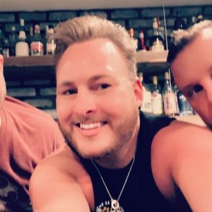 Meet your Posher, Brandon